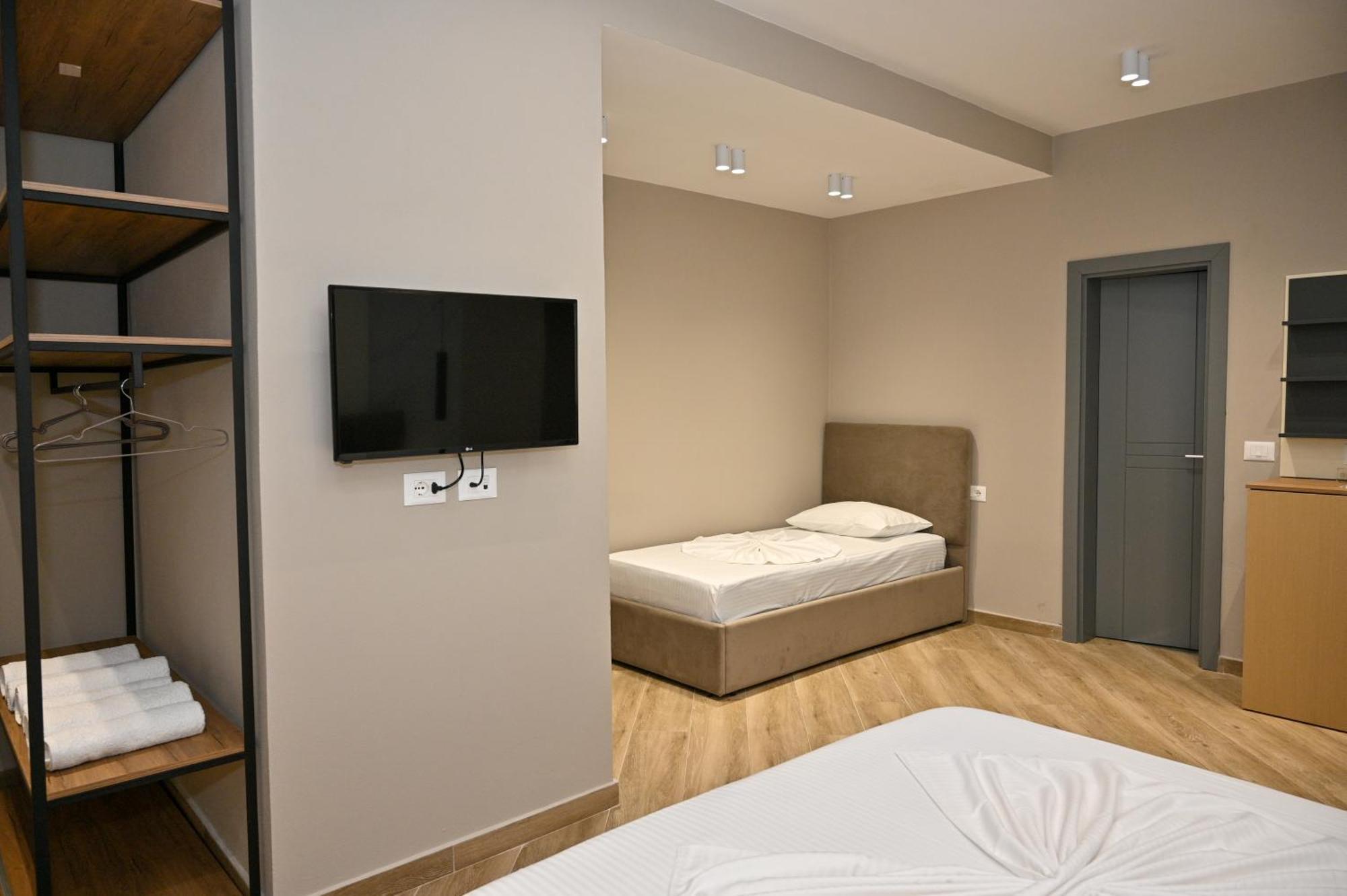 Monduro Hotel Дуррес Номер фото