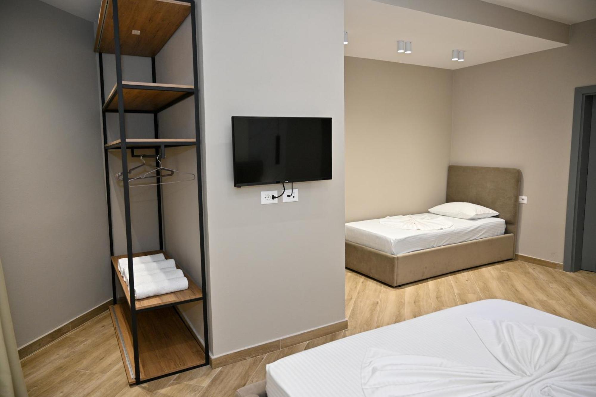 Monduro Hotel Дуррес Екстер'єр фото
